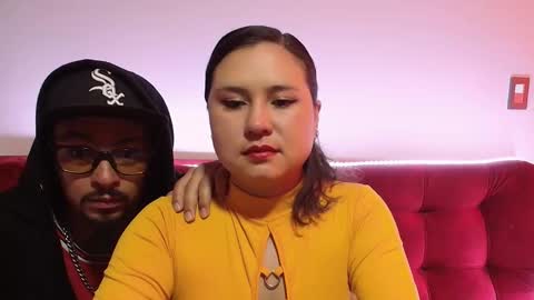 violet and demon online show from December 15, 2025, 11:58 am