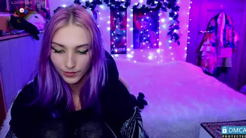 Snapshot of violet_noir_ chatting on January 29, 2025, 1:49 pm Deya online show from January 29, 2025, 1:49 pm