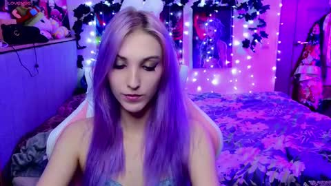 Snapshot of violet_noir_ chatting on March 3, 2025, 11:44 am Deya online show from March 3, 2025, 11:44 am