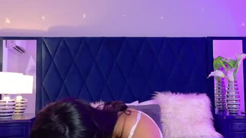 Snapshot of violet_saunders chatting on June 12, 2026, 8:30 pm Violet online show from June 12, 2026, 8:30 pm