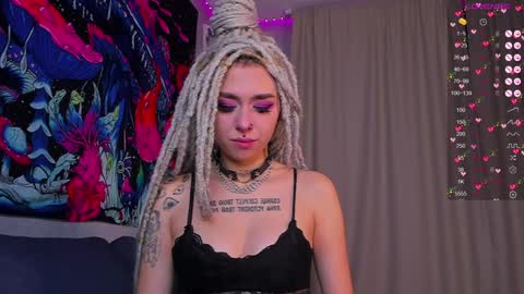 Violet online show from December 3, 2024, 3:55 pm