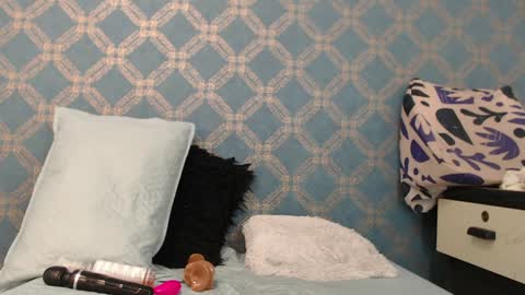 Snapshot of violeta_cute18 chatting on December 28, 2024, 1:08 am Violeta online show from December 28, 2024, 1:08 am