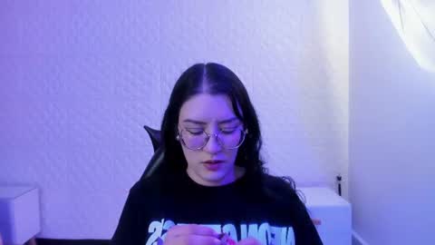 Snapshot of violeta_diazz chatting on July 1, 2026, 8:41 pm online show from July 1, 2026, 8:41 pm