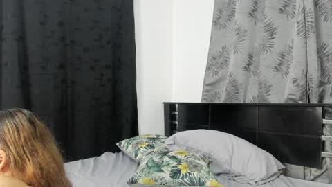 violeta_gracee online show from March 31, 2026, 10:10 pm