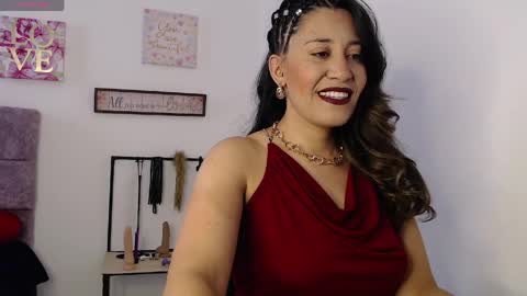 violeta_scott_ online show from April 9, 2026, 2:33 pm