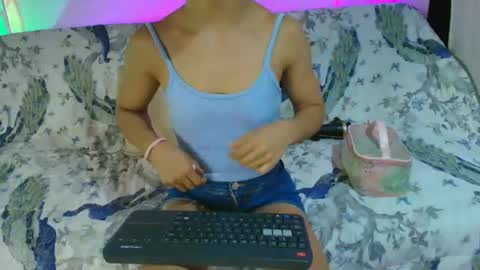 violeta sofia 16 online show from July 8, 2026, 4:17 am