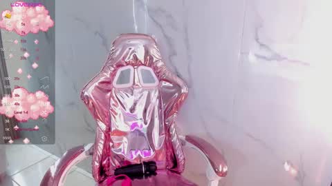 IG violeta sub online show from December 18, 2025, 1:17 pm