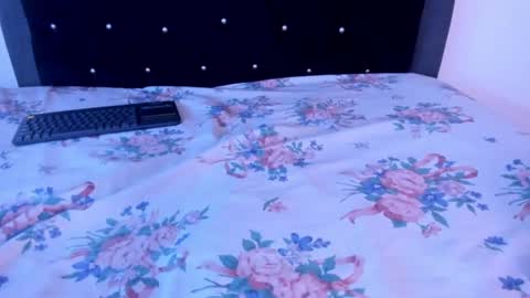 Snapshot of violetadumsper chatting on October 5, 2025, 3:27 am VioletaDums online show from October 5, 2025, 3:27 am