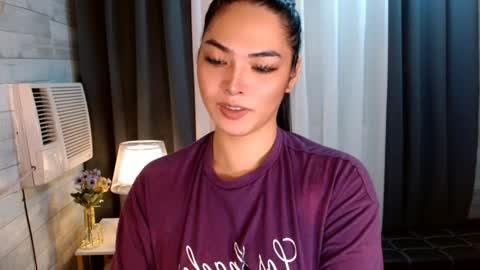 Snapshot of violetasha chatting on December 9, 2024, 4:45 am violet online show from December 9, 2024, 4:45 am