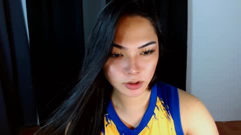 Snapshot of violetasha chatting on January 27, 2025, 3:18 pm violet online show from January 27, 2025, 3:18 pm