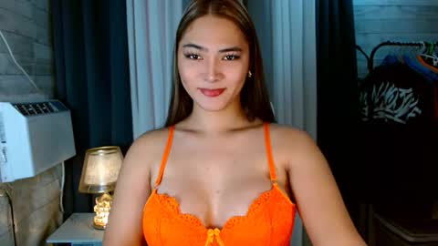 violet online show from November 23, 2025, 12:54 am