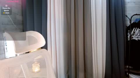 violet online show from January 8, 2026, 2:25 am