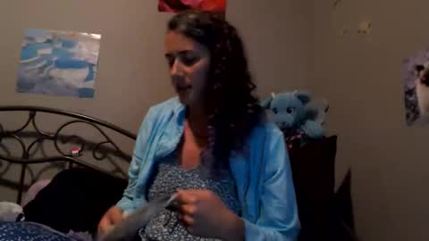 Snapshot of violethooper chatting on June 6, 2026, 3:44 am Violet Hooper online show from June 6, 2026, 3:44 am