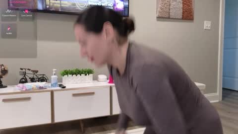 VioletBaby online show from February 20, 2026, 5:46 pm