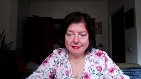 violetpulse online show from November 14, 2025, 8:57 am