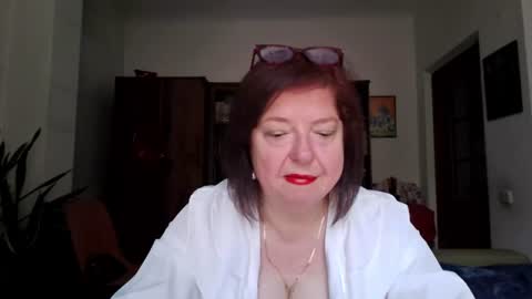 Snapshot of violetpulse chatting on June 22, 2026, 7:38 am violetpulse online show from June 22, 2026, 7:38 am