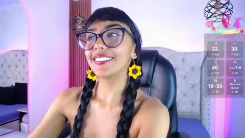 Snapshot of violett_garden chatting on May 19, 2026, 1:56 am Violet online show from May 19, 2026, 1:56 am