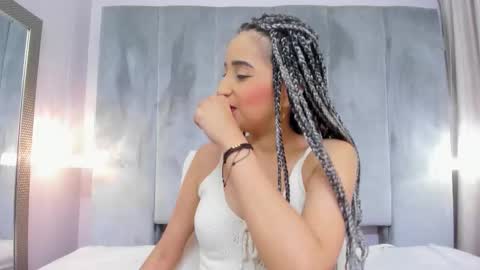 Violett  online show from October 31, 2025, 12:06 pm