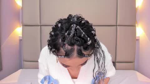 Violett  online show from January 10, 2026, 11:56 am