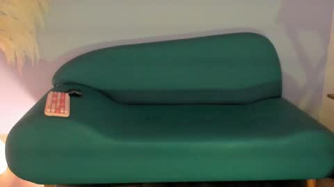 violetta_bold online show from February 23, 2025, 5:39 pm