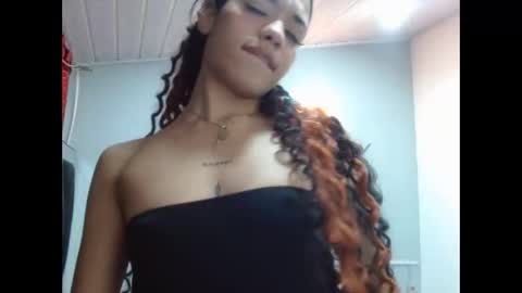 violetta_dreams online show from October 23, 2025, 8:29 pm