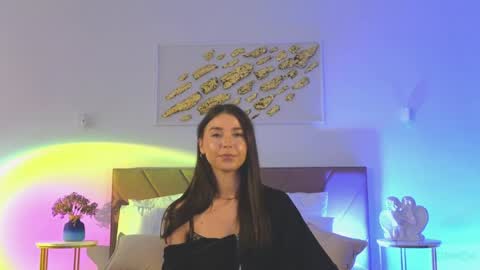 violetta_finch online show from May 24, 2026, 10:20 am