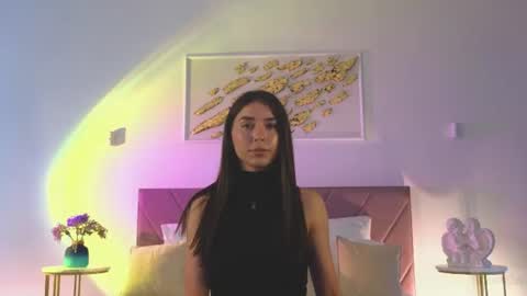 violetta_finch online show from June 12, 2026, 10:58 am