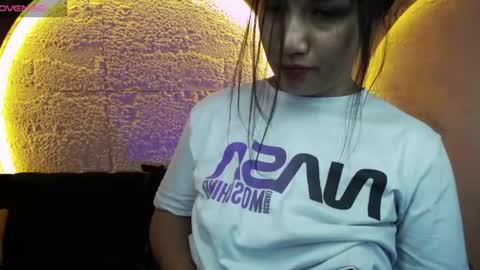 Snapshot of violetta_jhonson_v chatting on June 25, 2026, 5:12 am Violetta online show from June 25, 2026, 5:12 am