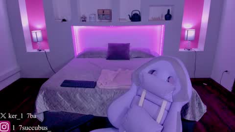 Snapshot of violettabaker1 chatting on February 26, 2025, 1:21 am ViolettaBaker online show from February 26, 2025, 1:21 am