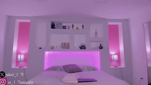 Snapshot of violettabaker1 chatting on February 26, 2025, 7:16 pm ViolettaBaker online show from February 26, 2025, 7:16 pm