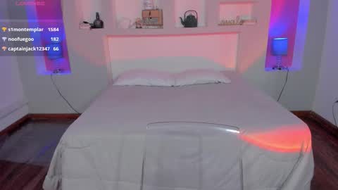 Snapshot of violettabaker1 chatting on September 24, 2025, 7:39 pm ViolettaBaker online show from September 24, 2025, 7:39 pm