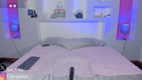 Snapshot of violettabaker1 chatting on October 23, 2025, 6:50 pm ViolettaBaker online show from October 23, 2025, 6:50 pm