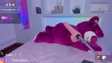 Snapshot of violettabaker1 chatting on January 14, 2026, 7:52 pm ViolettaBaker online show from January 14, 2026, 7:52 pm