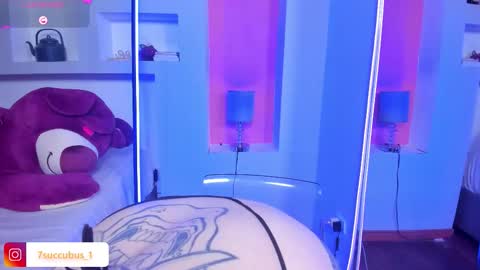 Snapshot of violettabaker1 chatting on February 24, 2026, 7:34 pm ViolettaBaker online show from February 24, 2026, 7:34 pm