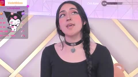 Snapshot of violettbloss chatting on February 26, 2025, 3:53 am Violeta  online show from February 26, 2025, 3:53 am