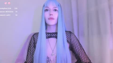 Violett online show from March 6, 2025, 8:08 am