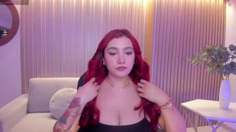 Snapshot of violettcastel chatting on January 23, 2025, 7:29 pm Violett Castel online show from January 23, 2025, 7:29 pm
