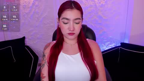 Snapshot of violettcastel chatting on October 17, 2025, 7:27 pm Violett Castel online show from October 17, 2025, 7:27 pm