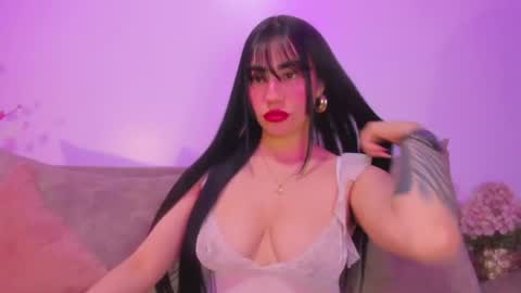 violette_laurent online show from July 14, 2026, 1:19 am