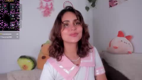 Violette  online show from October 30, 2025, 9:15 pm