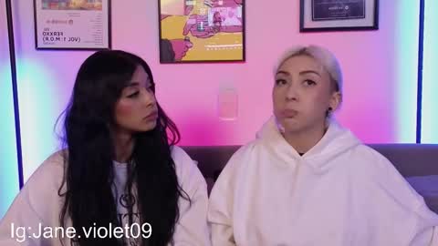 Violet online show from October 9, 2025, 11:58 pm