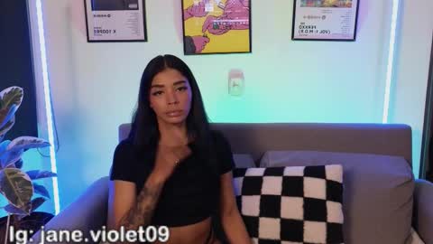 Violet online show from February 11, 2026, 1:10 am