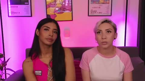 Violet online show from April 15, 2026, 2:29 am