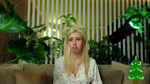 Violetta online show from January 7, 2026, 11:12 am