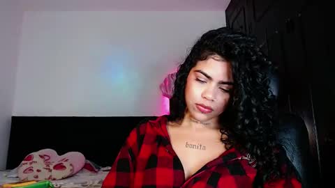 Snapshot of violetwitch05 chatting on September 26, 2025, 5:55 am  Violet  online show from September 26, 2025, 5:55 am