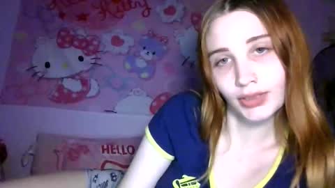 violetxblossoms online show from December 22, 2025, 3:25 am