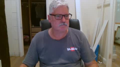 viper654321 online show from January 14, 2026, 7:36 am