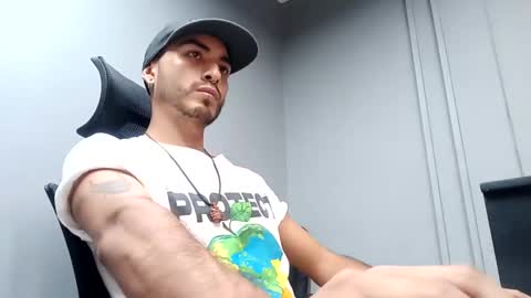 vipvtmvp online show from February 9, 2025, 10:32 pm