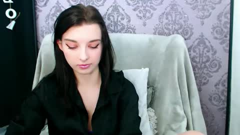 VirginLuna online show from January 12, 2026, 8:36 pm