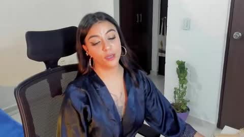 Snapshot of virtual111_ chatting on January 19, 2025, 3:18 am Lu online show from January 19, 2025, 3:18 am